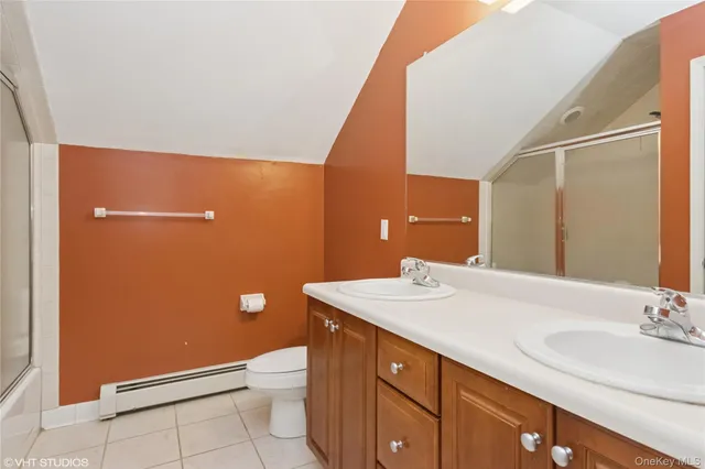 $995,000 | 10 Willys Court, Rock Tavern, NY 12575