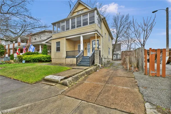 $134,900 | 880 Stevenson Road, Cleveland, OH 44110
