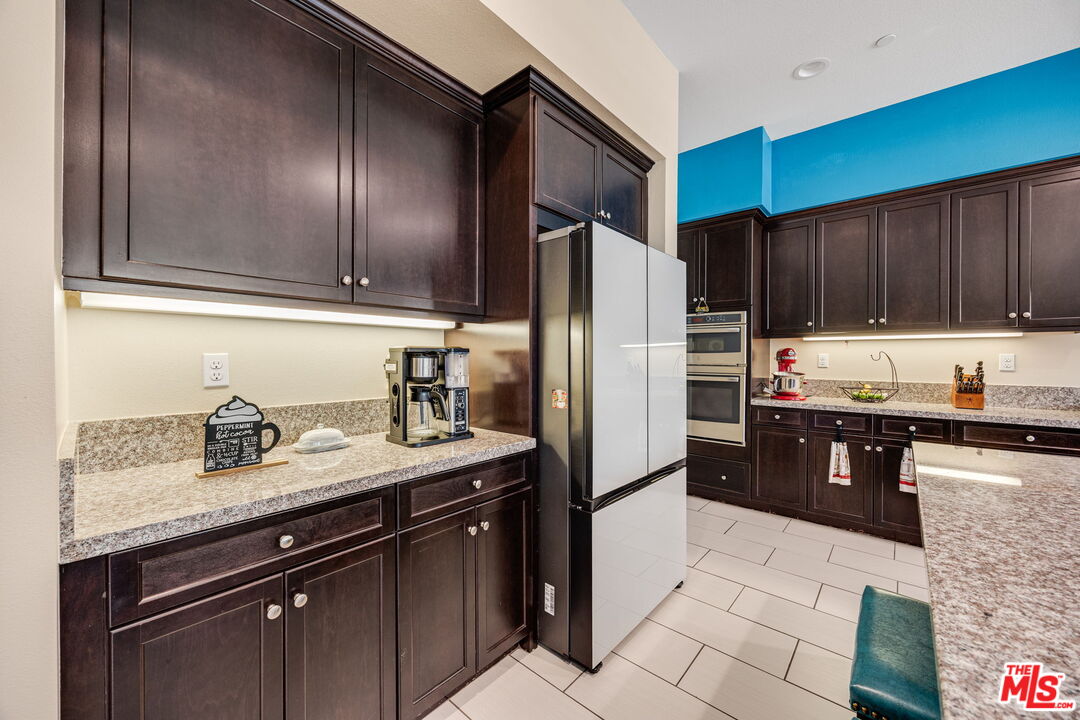 13447 Gold Medal Court Riverside, CA 92503 - Photo 17 of 75