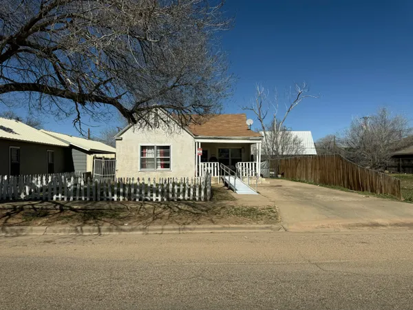 $650,000 | Package Package Property, Lubbock, TX 79411