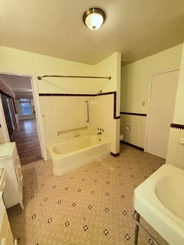 $650,000 | Package Package Property, Lubbock, TX 79411