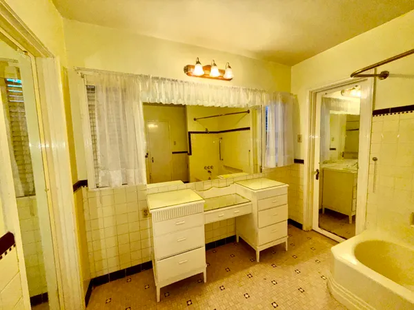 $650,000 | Package Package Property, Lubbock, TX 79411