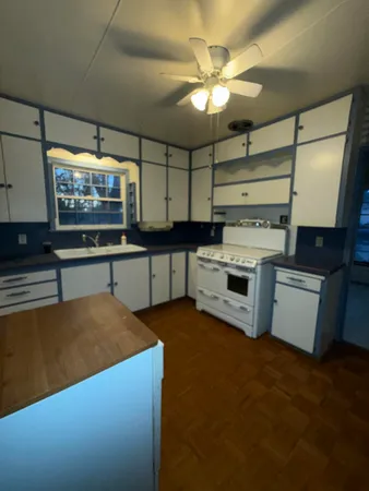 $650,000 | Package Package Property, Lubbock, TX 79411