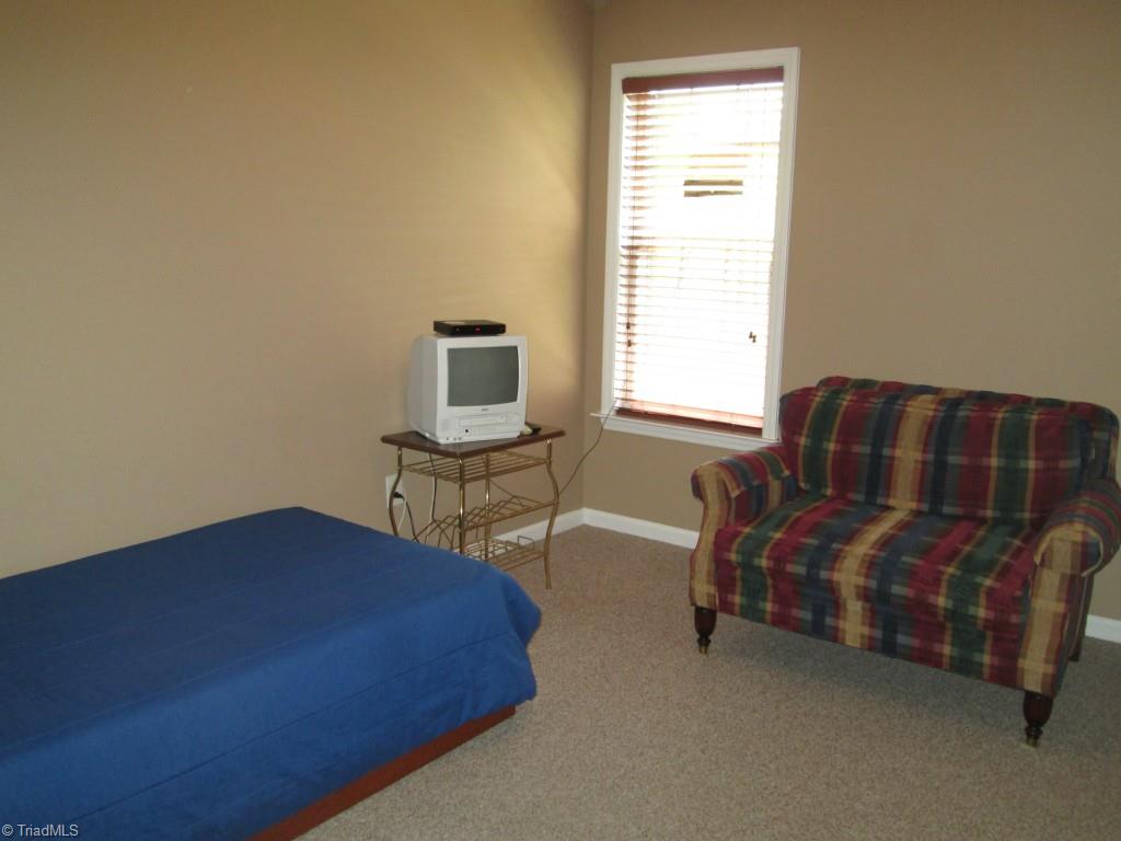 4220 Beacon Ridge Drive High Point, NC 27265 - Photo 11 of 18 Gallery Image 11