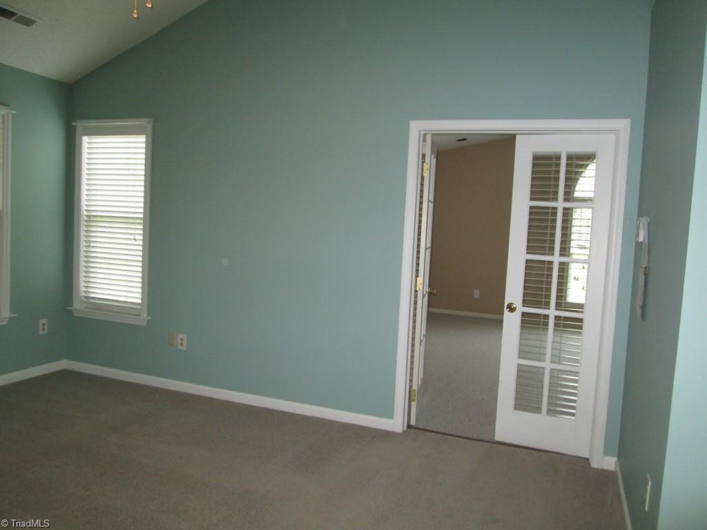 4220 Beacon Ridge Drive High Point, NC 27265 - Photo 7 of 18 Gallery Image 7