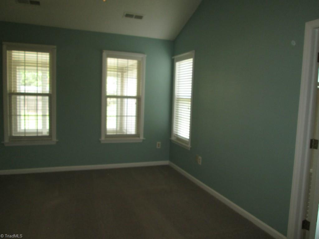 4220 Beacon Ridge Drive High Point, NC 27265 - Photo 8 of 18 Gallery Image 8