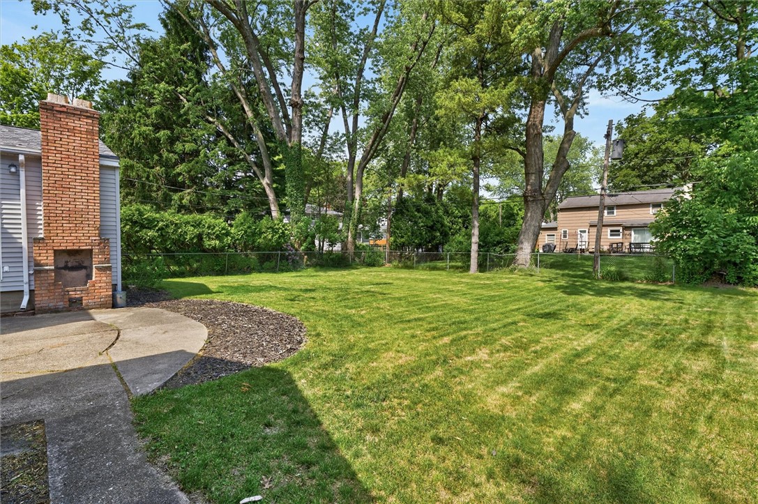1792 Winton Road North Irondequoit, NY 14609 - Photo 6 of 48