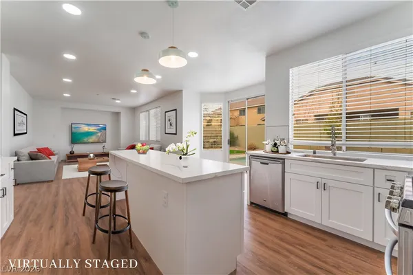 $3,995 | 9636 West Gilmore Avenue, Las Vegas, NV 89129