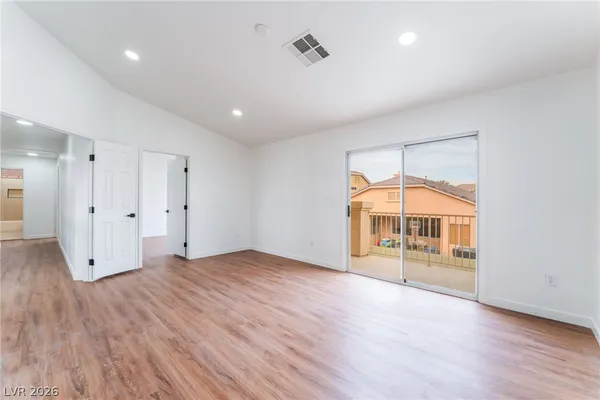 $3,995 | 9636 West Gilmore Avenue, Las Vegas, NV 89129