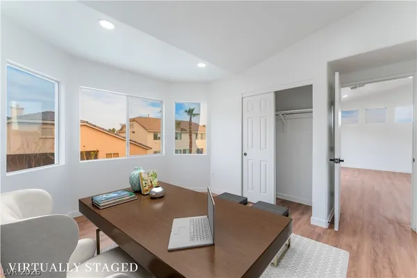 $3,995 | 9636 West Gilmore Avenue, Las Vegas, NV 89129
