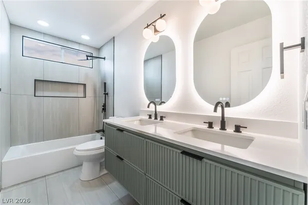 $3,995 | 9636 West Gilmore Avenue, Las Vegas, NV 89129
