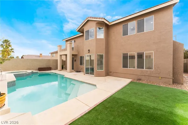 $3,995 | 9636 West Gilmore Avenue, Las Vegas, NV 89129