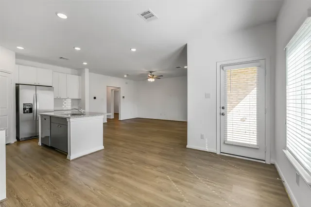 $2,600 | 13610 Pine Drive, Cypress, TX 77429