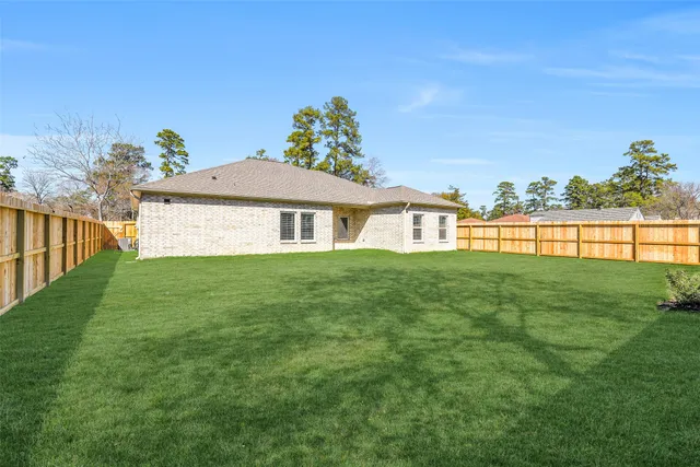 $2,600 | 13610 Pine Drive, Cypress, TX 77429