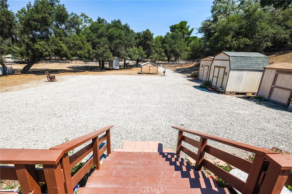 10880 Fox Springs Road Fallbrook, CA 92028 - Photo 2 of 39 a view of terrace with seating space