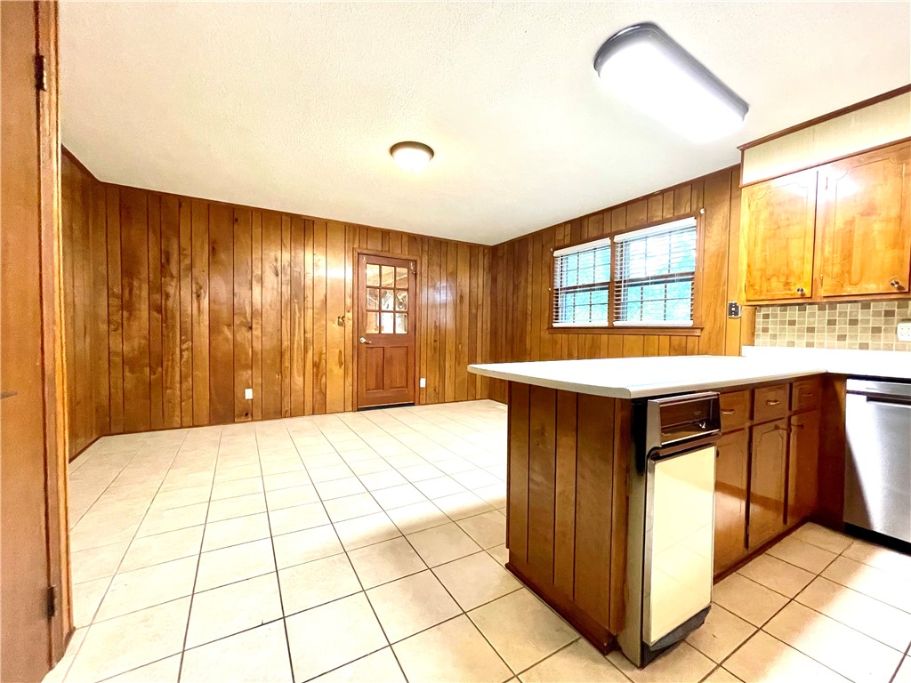 318 Hillandale Road Liberty, SC 29657 - Photo 17 of 48 Kitchen