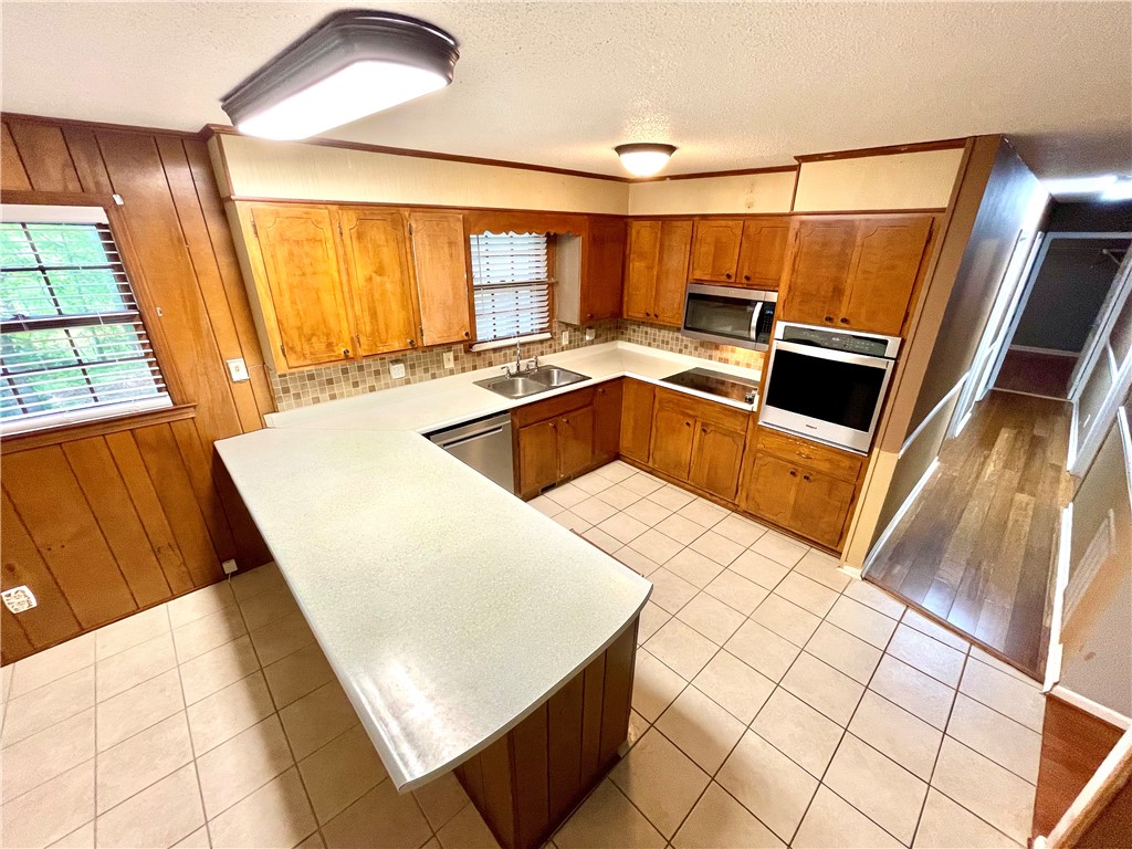 318 Hillandale Road Liberty, SC 29657 - Photo 21 of 48 Kitchen