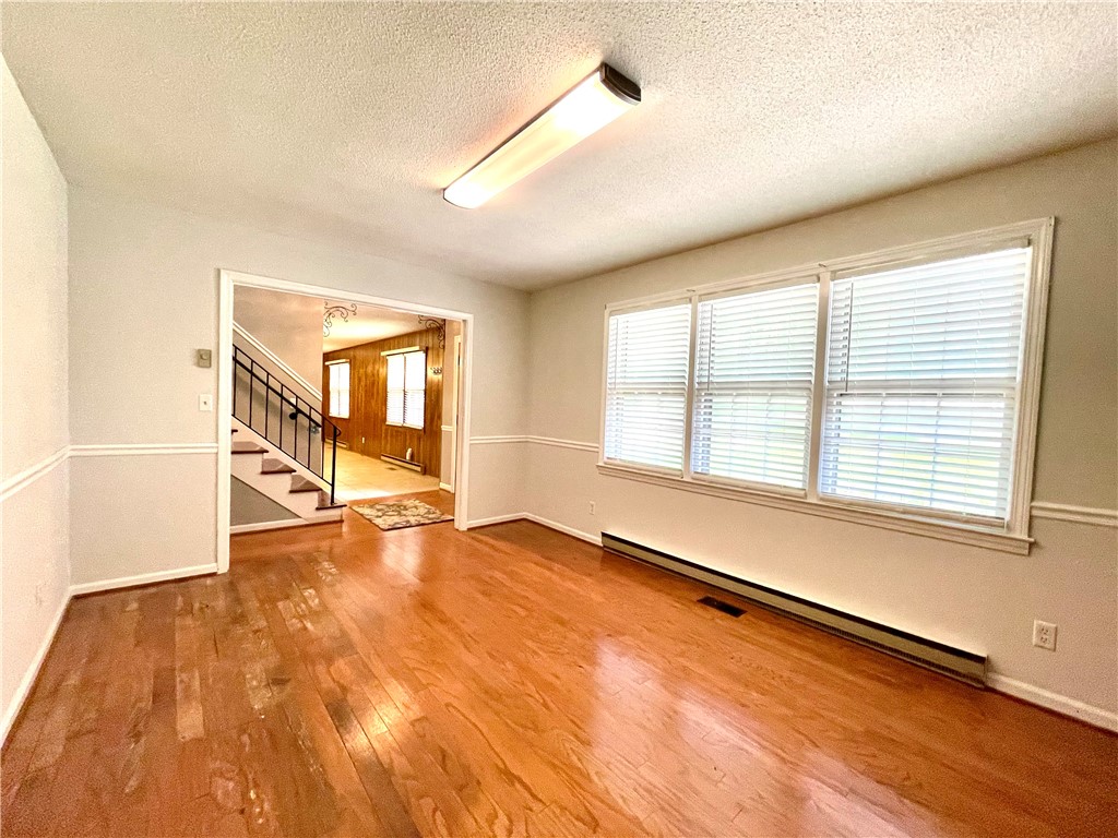 318 Hillandale Road Liberty, SC 29657 - Photo 7 of 48 Office