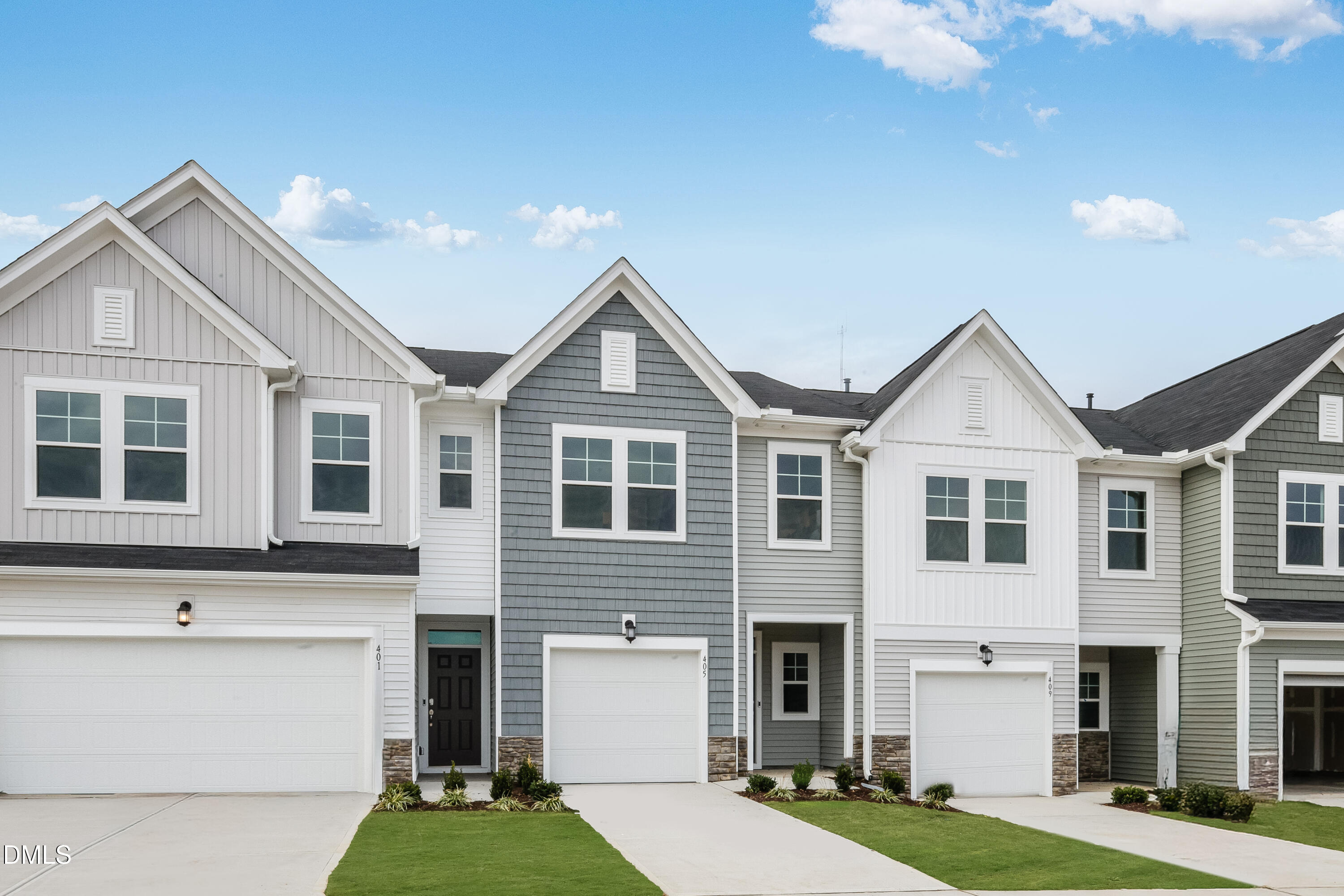246 Snowfield Drive Garner, NC 27529 - Photo 2 of 32 SUN_Marelli_Pic_405Venetian-07