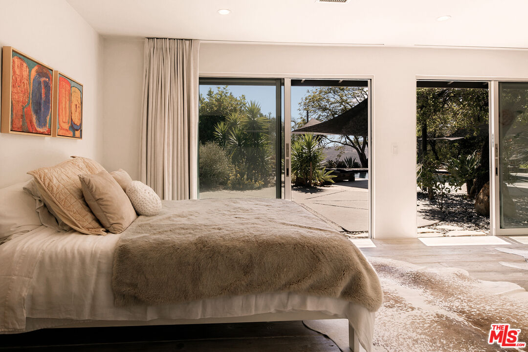 12460 Yellow Hill Road Malibu, CA 90265 - Photo 28 of 63