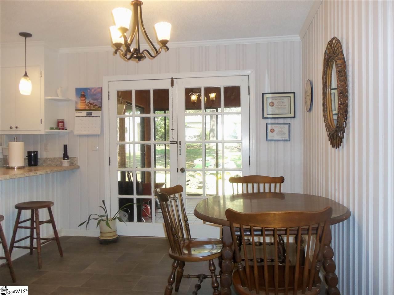 6 Midway Road Greenville, SC 29605 - Photo 4 of 25 Gallery Image 4