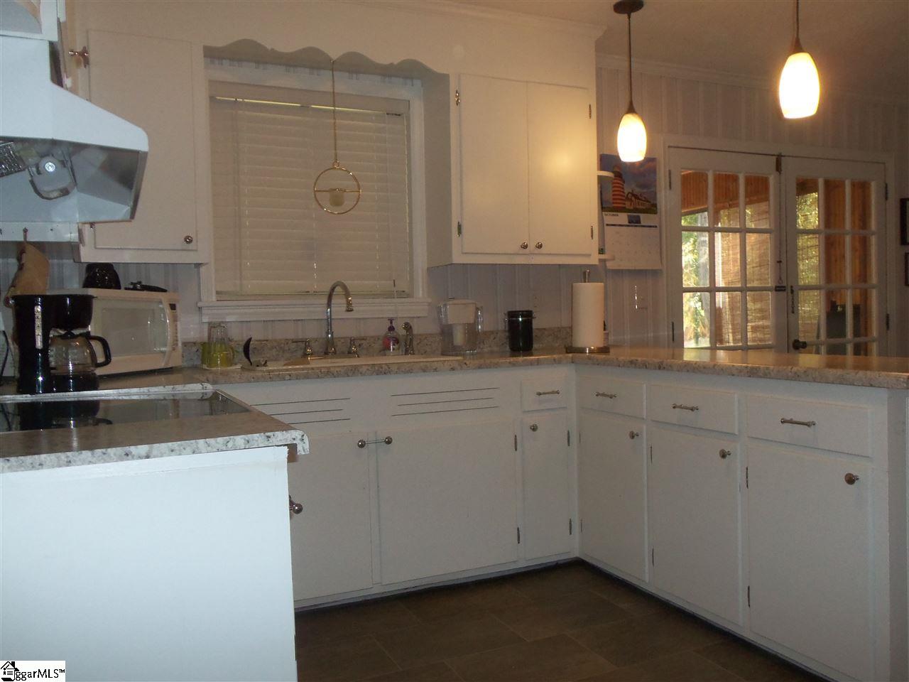 6 Midway Road Greenville, SC 29605 - Photo 7 of 25 Gallery Image 7