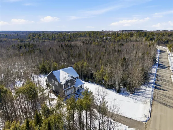 $799,000 | 365 Walden Parke Way, Bangor, ME 04401