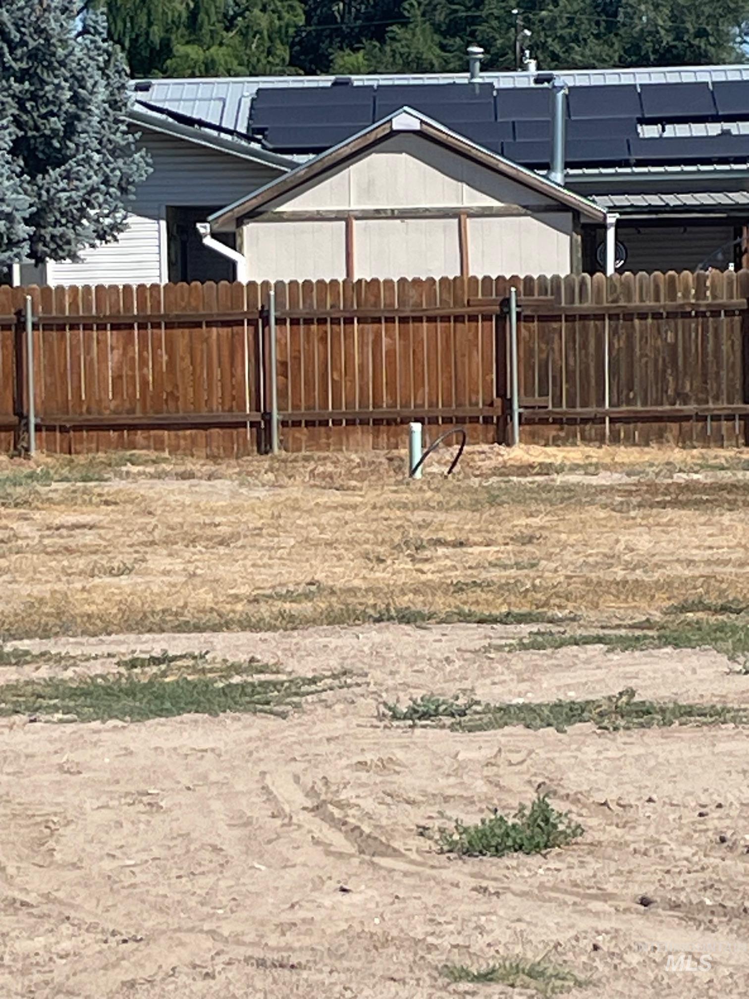 845 North 4th Street Payette, ID 83661 - Photo 12 of 21 View of yard