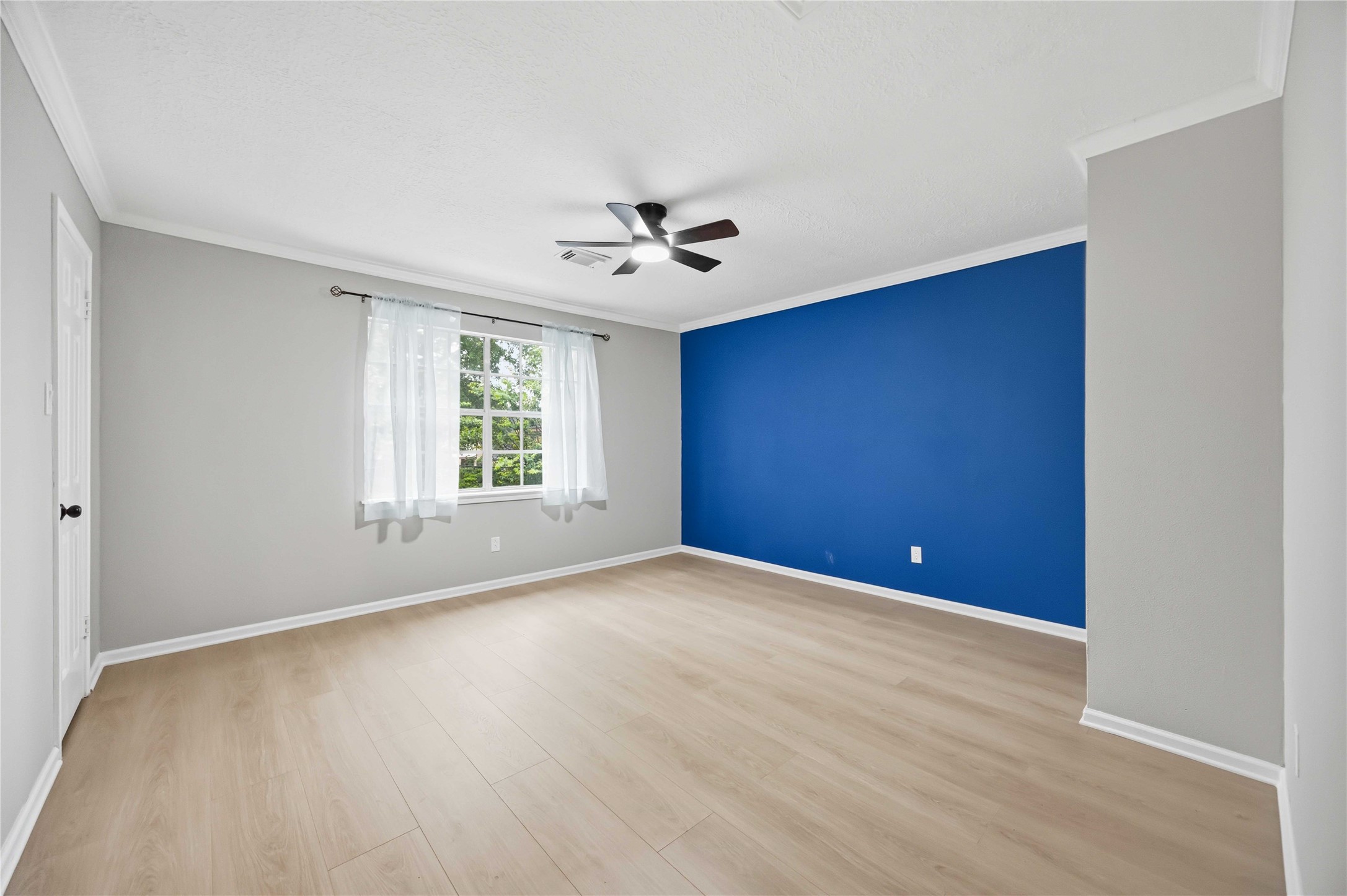 15110 Walters Road Houston, TX 77068 - Photo 14 of 27 Gallery Image 14