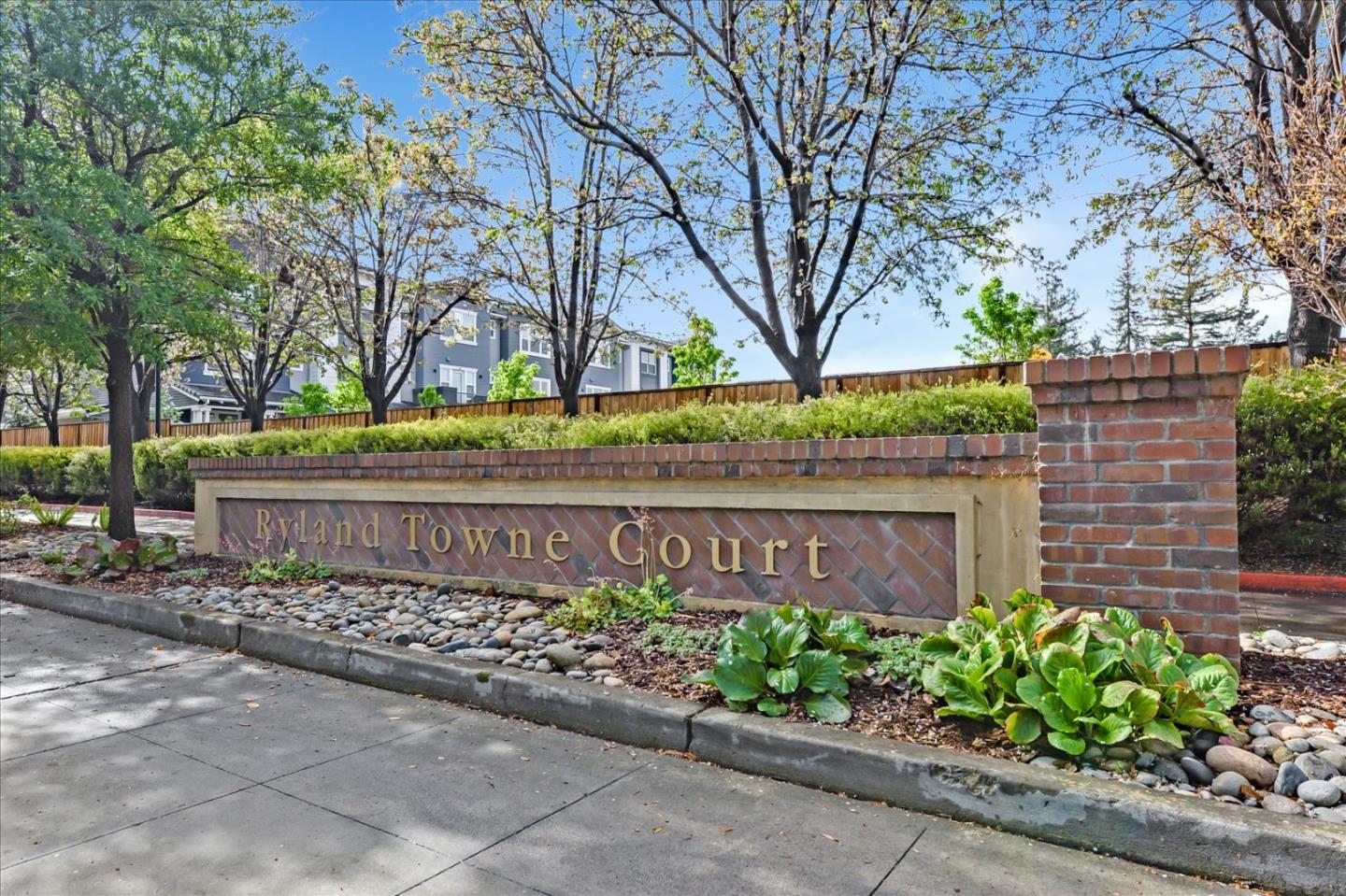 2276 Towne Circle Mountain View, CA 94040 - Photo 37 of 37 a sign on the side of a building