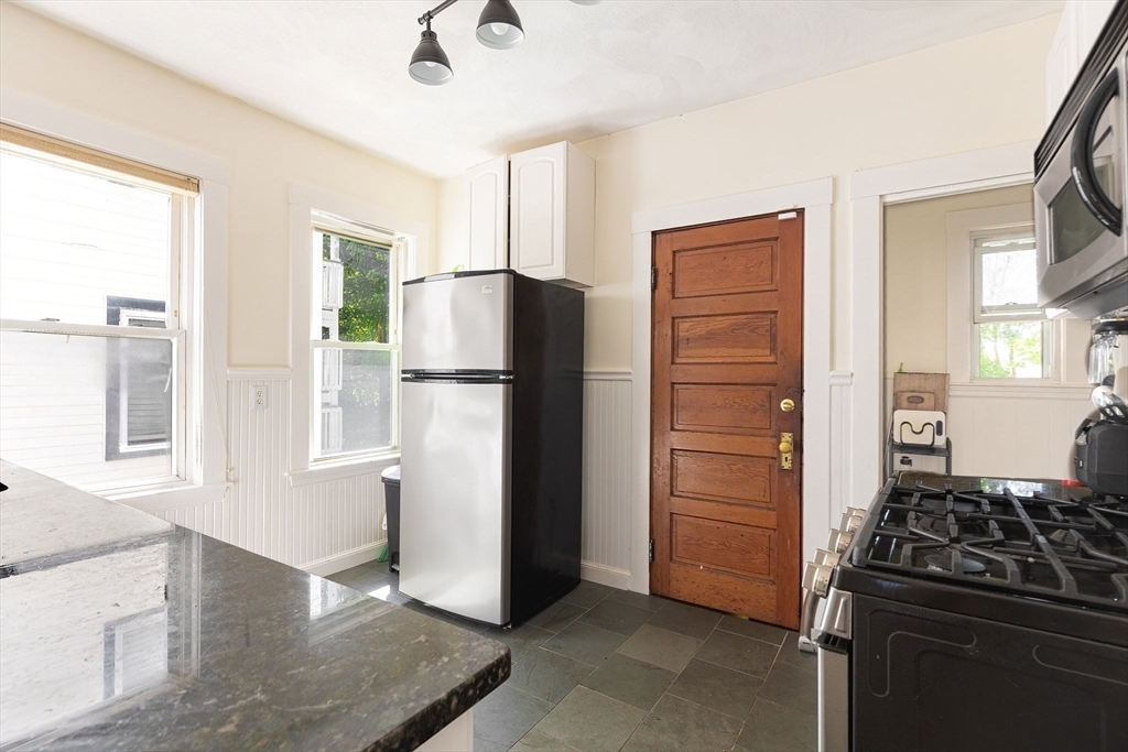 25 Child Street, Unit 2 Boston, MA 02130 - Photo 5 of 20 Gallery Image 5