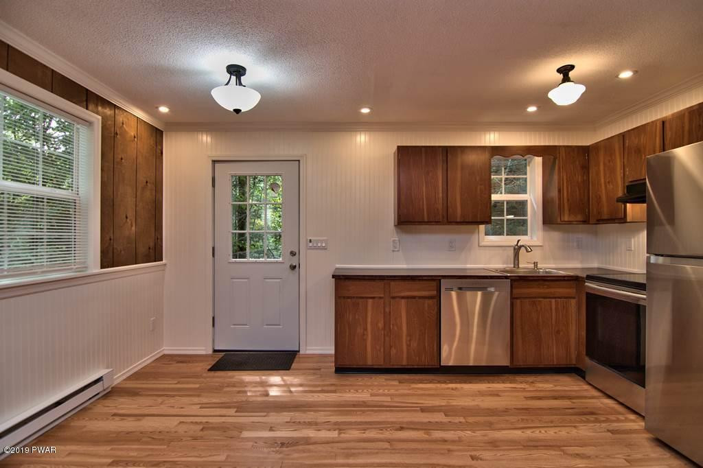 22 Applegate Road Lake Ariel, PA 18436 - Photo 7 of 52
