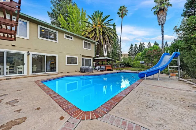 $1,749,999 | 651 Derbyshire Place, Danville, CA 94526