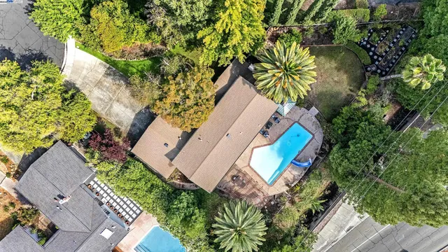$1,749,999 | 651 Derbyshire Place, Danville, CA 94526
