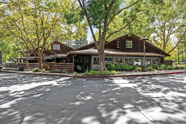 $1,749,999 | 651 Derbyshire Place, Danville, CA 94526