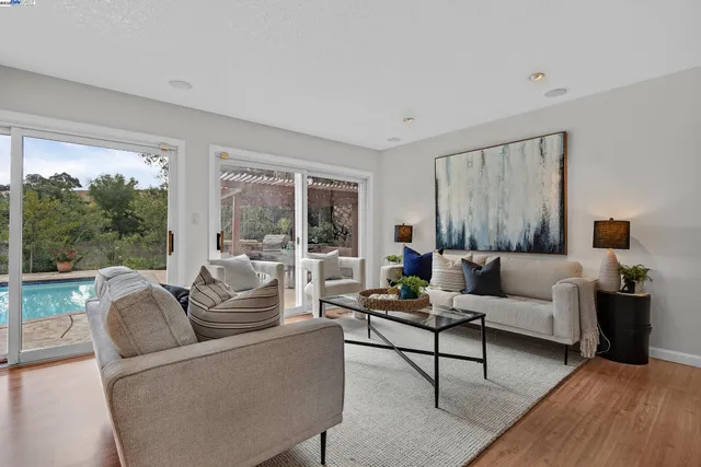 $1,749,999 | 651 Derbyshire Place, Danville, CA 94526