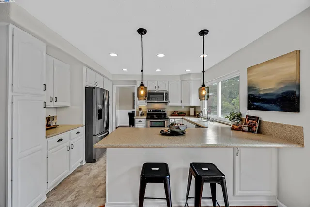 $1,749,999 | 651 Derbyshire Place, Danville, CA 94526