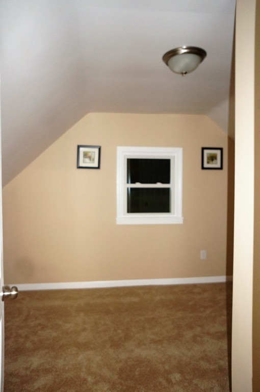 219 Pheland Street Springfield, MA 01109 - Photo 7 of 14 Gallery Image 7