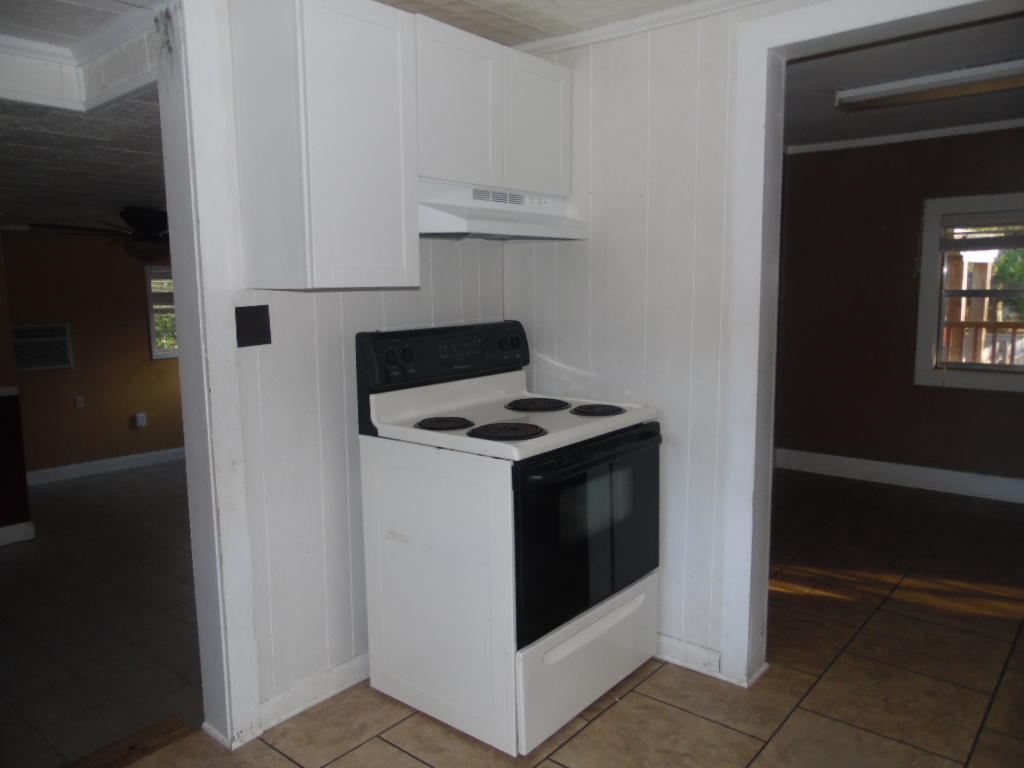 120 Turner Road DeFuniak Springs, FL 32433 - Photo 4 of 16 SAM_0645
