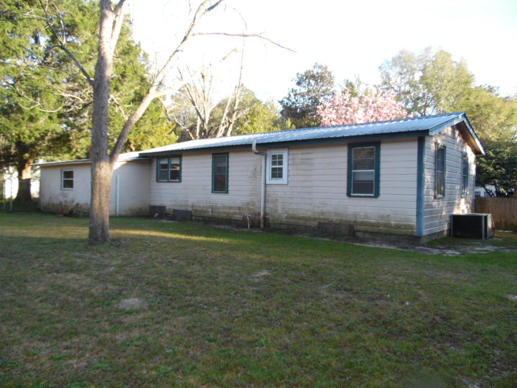 120 Turner Road DeFuniak Springs, FL 32433 - Photo 10 of 16 SAM_0627