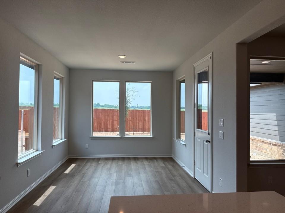 1333 Frio Drive Springtown, TX 76082 - Photo 4 of 8