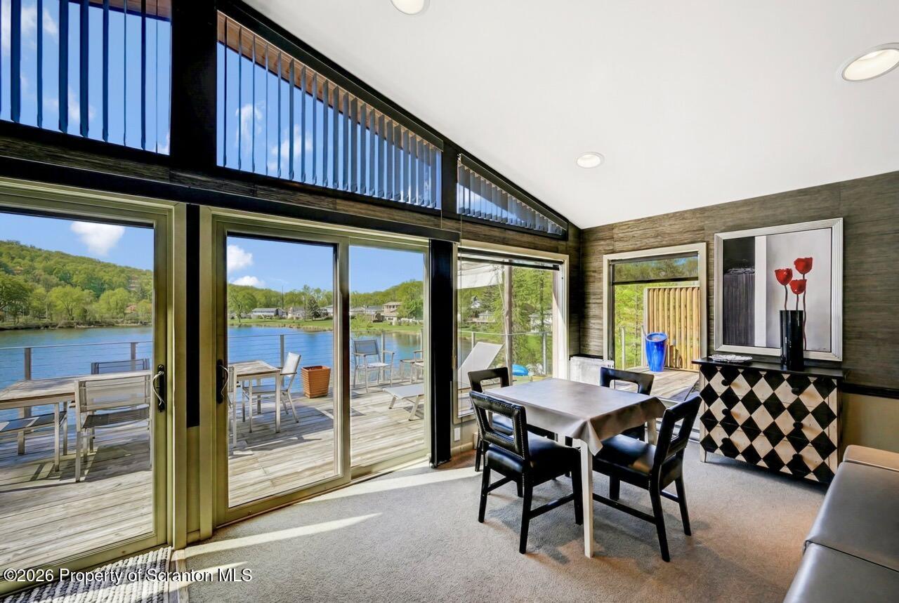12 Lakeside Drive Clarks Summit, PA 18411 - Photo 36 of 80 Living Room