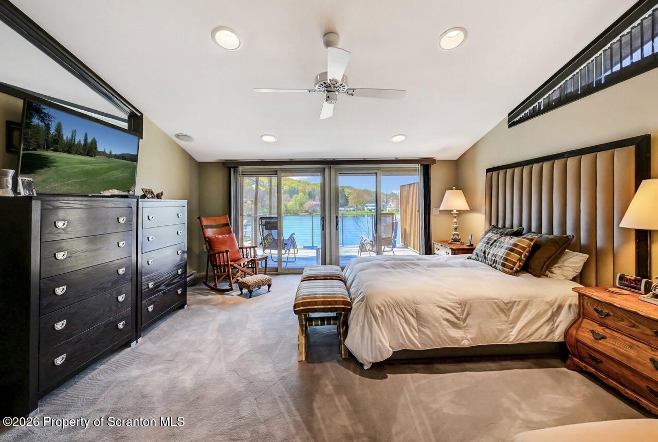 12 Lakeside Drive Clarks Summit, PA 18411 - Photo 40 of 80 Primary Bedroom