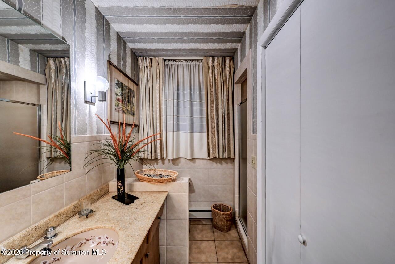 12 Lakeside Drive Clarks Summit, PA 18411 - Photo 65 of 80 Bath 4
