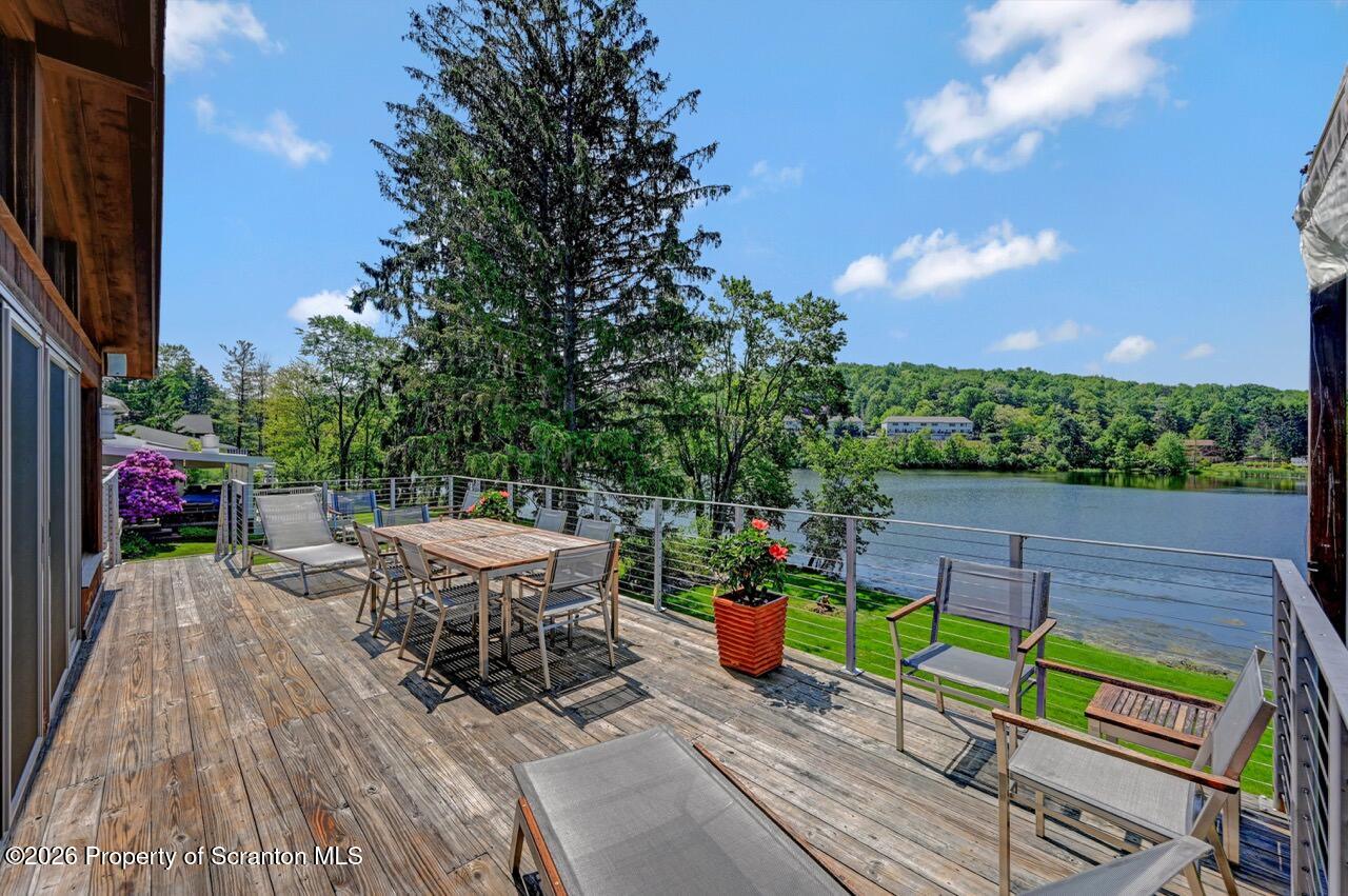 12 Lakeside Drive Clarks Summit, PA 18411 - Photo 7 of 80 12 Lakeside Dr 03 Large