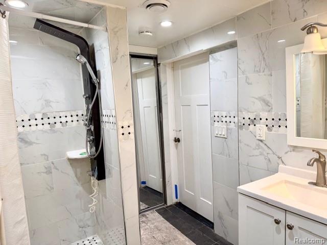 2123 Common Road Warren, MI 48092 - Photo 28 of 34 Gallery Image 28