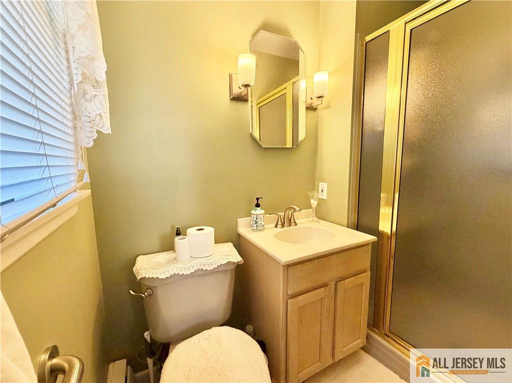 5 Holmes Road Cranbury, NJ 08512 - Photo 16 of 24 Gallery Image 16