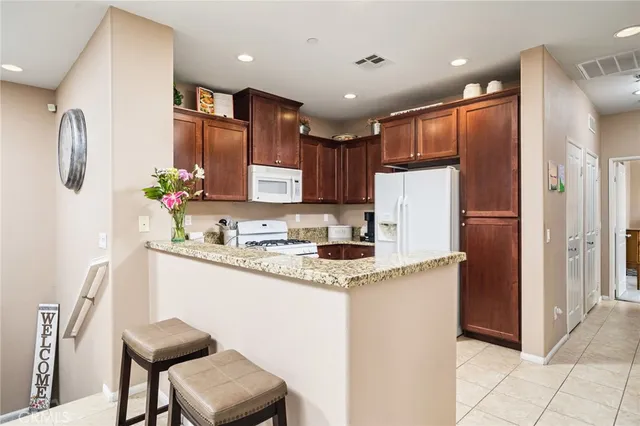 $479,900 | 16001 Chase Road, Unit 72, Fontana, CA 92336