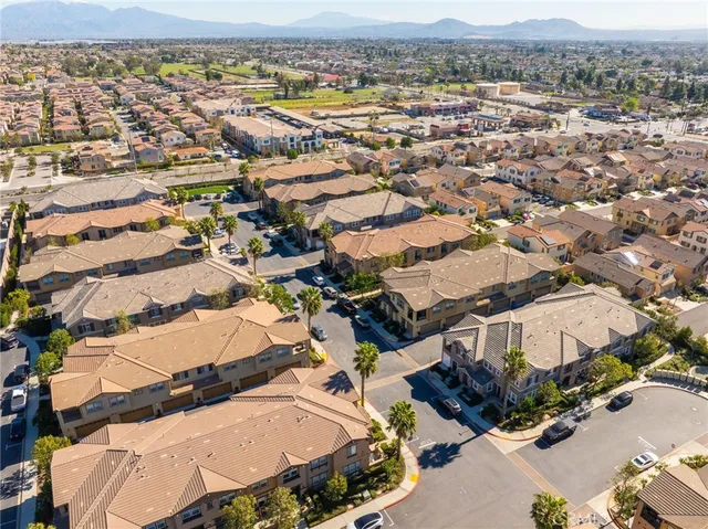 $479,900 | 16001 Chase Road, Unit 72, Fontana, CA 92336