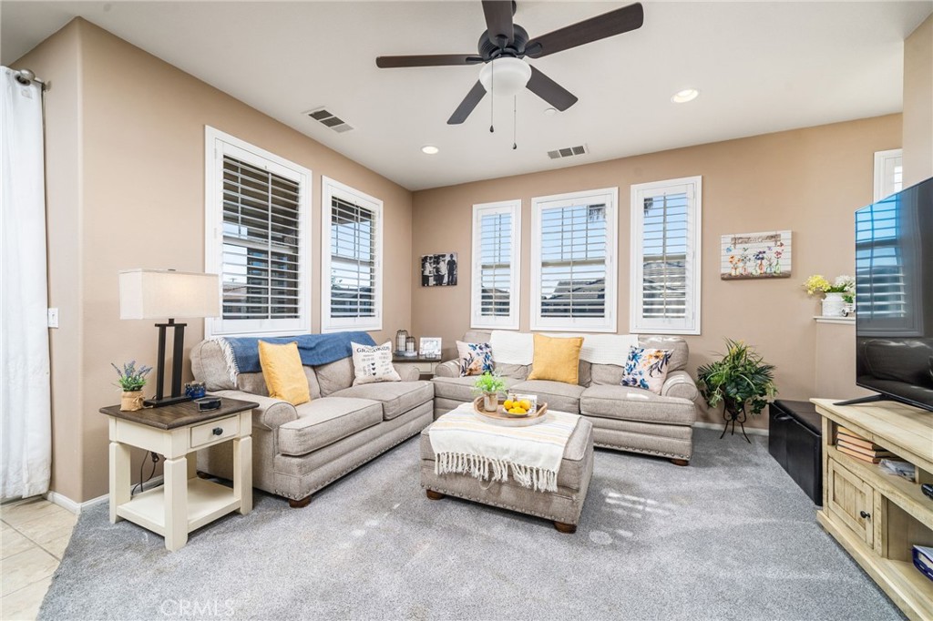 16001 Chase Road, Unit 72 Fontana, CA 92336 - Photo 8 of 44